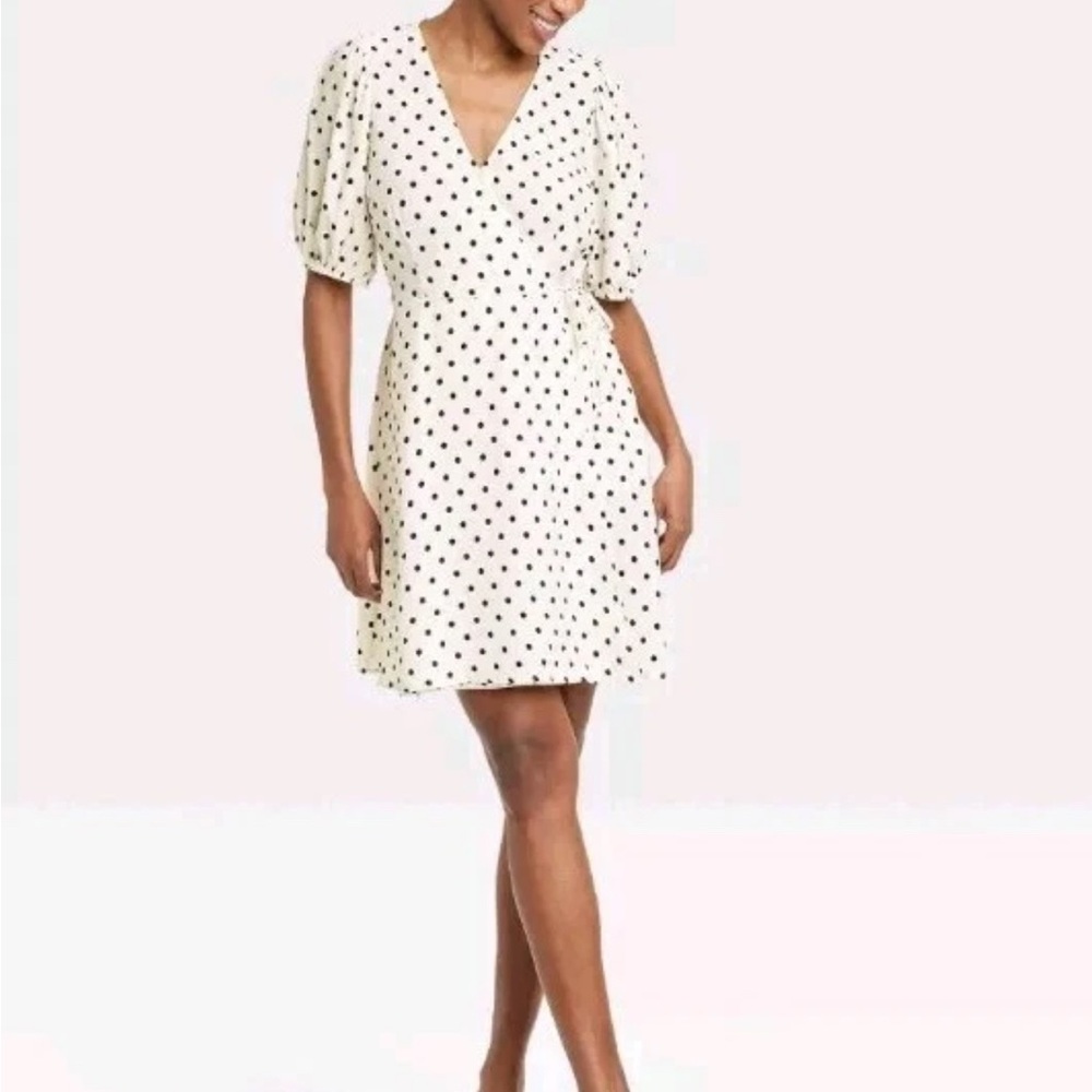 A New Day Women's L Dress Ivory Black Short Sleeve Mini Wrap Polka Dots NWT